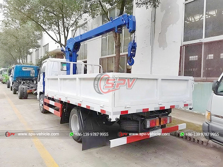 ISUZU 100P Light Crane Truck - Rear Left Side